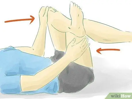 Сделайте растяжку грушевидной мышцы, шаг 4