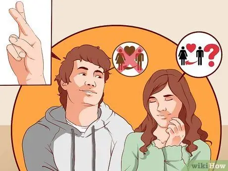 Скрыть свои чувства от понравившейся девушки Шаг 1