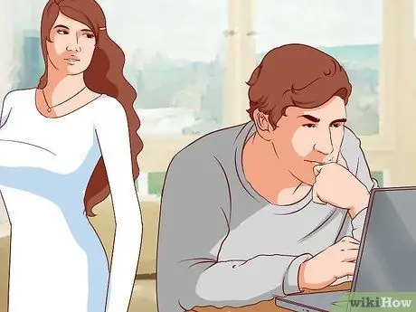 Скрывайте свои чувства от понравившейся девушки Шаг 5