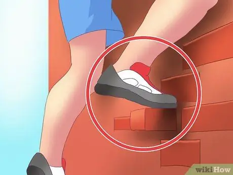 Подняться на кирпичную стену Шаг 4