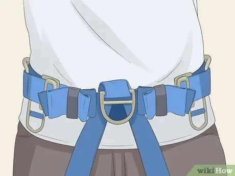 Носите полный ремень безопасности Шаг 9