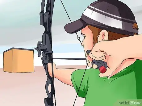 Сделайте мишень для стрельбы из лука Шаг 4