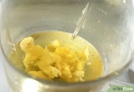 Приготовить банановую маргариту Шаг 3