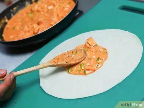 Приготовить куриные энчилады, шаг 11