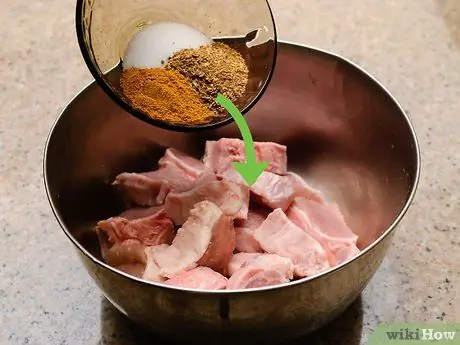 Приготовьте мексиканский карнитас Шаг 3