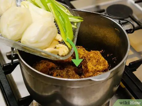 Приготовьте мексиканский карнитас Шаг 6