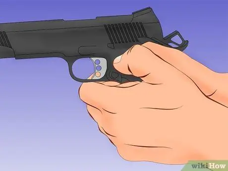 Взять пистолет, шаг 4