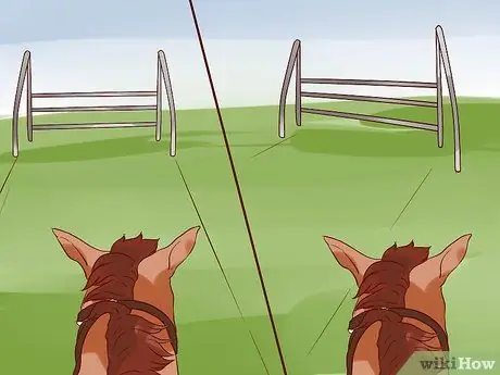 Перейти верхом на лошади Шаг 7