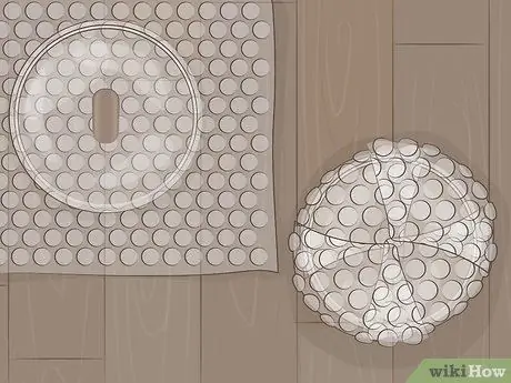 Упакуйте кастрюли и сковороды Шаг 6