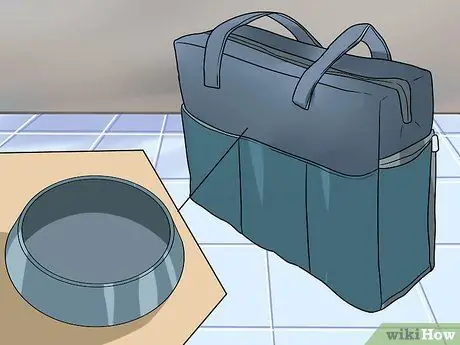 Успокойте нервную собаку в машине Шаг 6