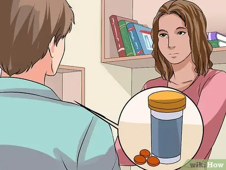 Успокойте нервную собаку в машине Шаг 10