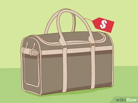 Заставьте собаку ездить на переноске Шаг 1