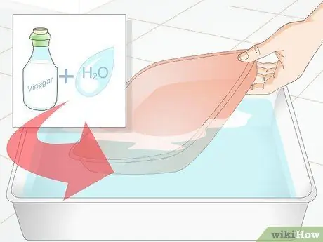 Очистите клетку для кроликов Шаг 12