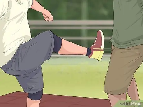 Сделай суплекс, как суперзвезда WWE, шаг 4