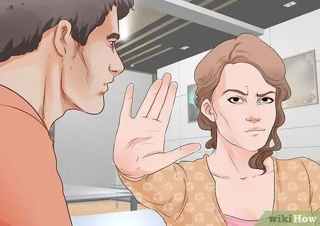 Разбирайся с мальчиками, которые одержимы твоими сиськами, шаг 14