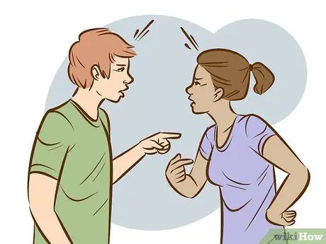 Избегайте обидеть кого-то, кто придерживается твердого мнения Шаг 8