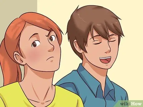 Добейтесь того, чтобы вы понравились девушке в средней школе, шаг 10