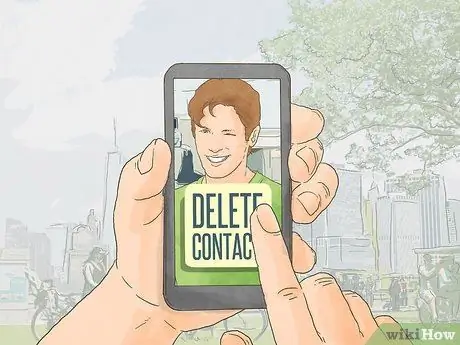 Игнорируйте парня, который вам нравится Шаг 11