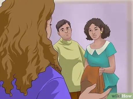 Убедите родителей позволить вам сделать кольцо для губ Шаг 6