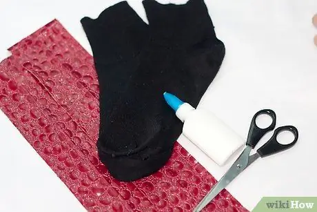 Сделайте кроссовки в стиле минимализма в прохладную погоду, шаг 1