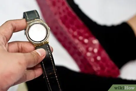 Сделайте кроссовки в стиле минимализма в прохладную погоду Шаг 8