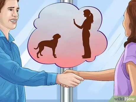 Держите свою собаку под контролем за пределами шага 13