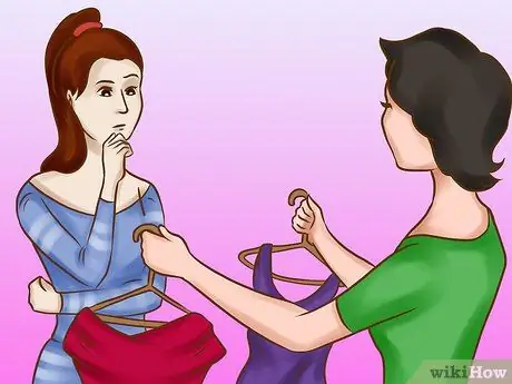 Одевайтесь, чтобы произвести впечатление на первом свидании Шаг 3