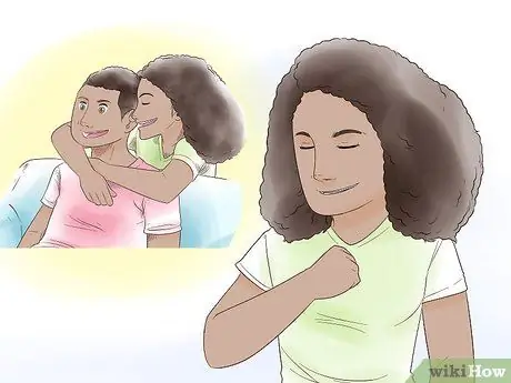 Заставьте парня пообщаться с вами, шаг 3