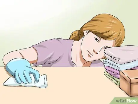 Лечить ушных клещей у кроликов Шаг 1