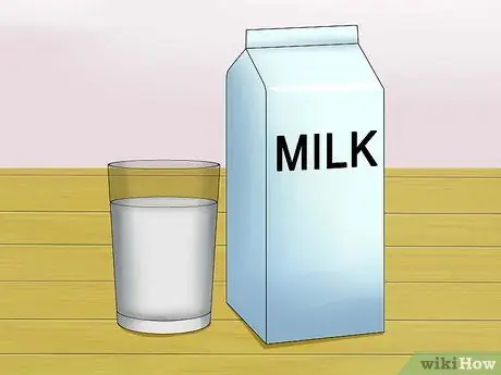 Приготовьте аварийный корм для птенцов, шаг 2