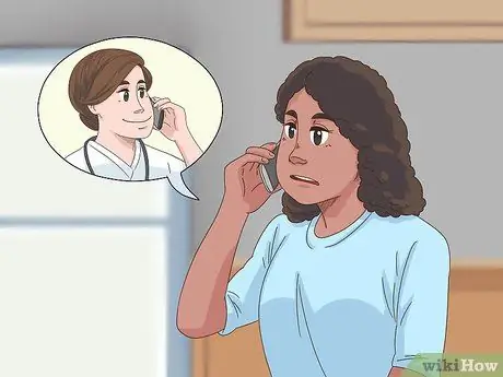 Выявление признаков болезни у неразлучников Шаг 5