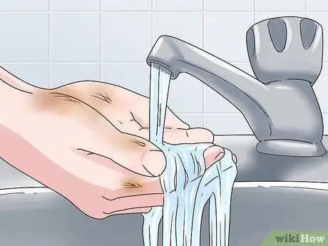 Покормить диких уток-детенышей Шаг 11