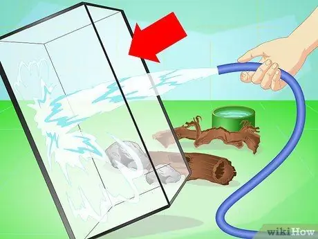 Создание среды обитания для многоножек Шаг 8