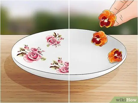 Привлечение бабочек фруктами Шаг 4