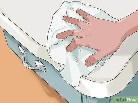 Избавиться от собачьей перхоти, шаг 1