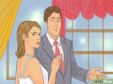 Как узнать, использует ли вас девушка шаг 2