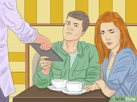 Как узнать, использует ли вас девушка Шаг 5