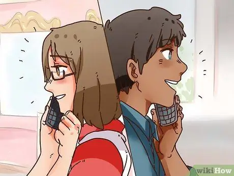 Скажите бывшему партнеру, что у вас все еще есть к нему чувства. Шаг 14