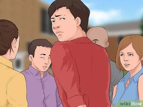 Отговаривайте людей от общения с вами Шаг 1