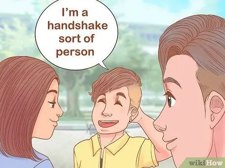 Избегайте объятий Шаг 8