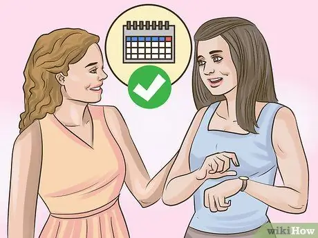 Реагируйте, когда собеседник все время сидит на телефоне Шаг 6