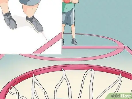 Выполнить свободный бросок баскетбольного мяча, шаг 13