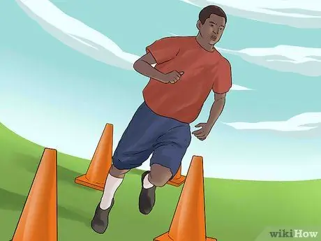 Ведите мяч как Криштиану Роналду, шаг 2