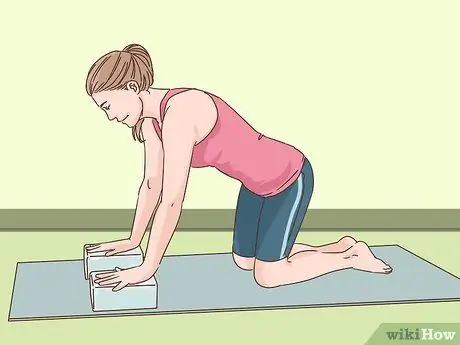 Сделайте стойку на подбородке, шаг 2