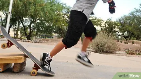 Станьте потрясающим скейтбордистом Шаг 4