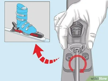 Отрегулируйте лыжные крепления, шаг 1