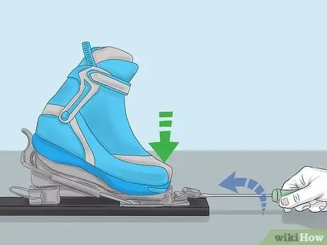 Отрегулируйте лыжные крепления Шаг 9