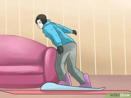 Совершить прыжок на сноуборде Шаг 11