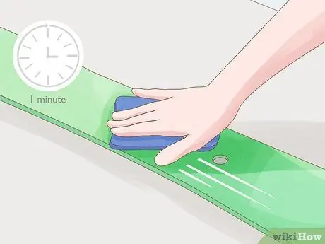 Удаление старого воска со сноуборда Шаг 5