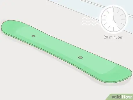 Удаление старого воска со сноуборда Шаг 6